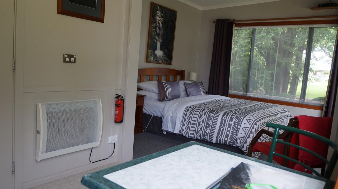 Templenoe Paradise Te Anau Exterior photo