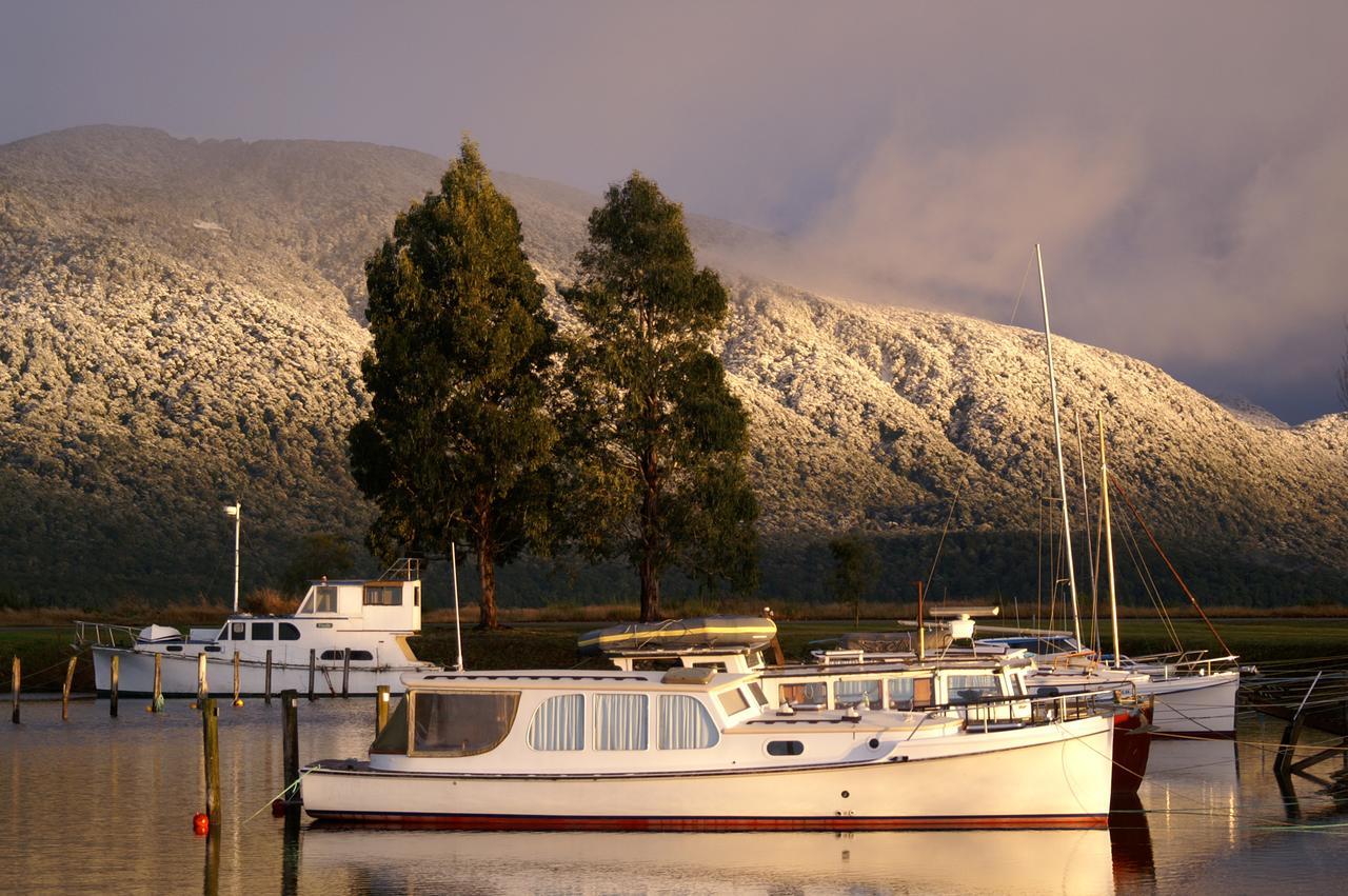 Templenoe Paradise Te Anau Exterior photo